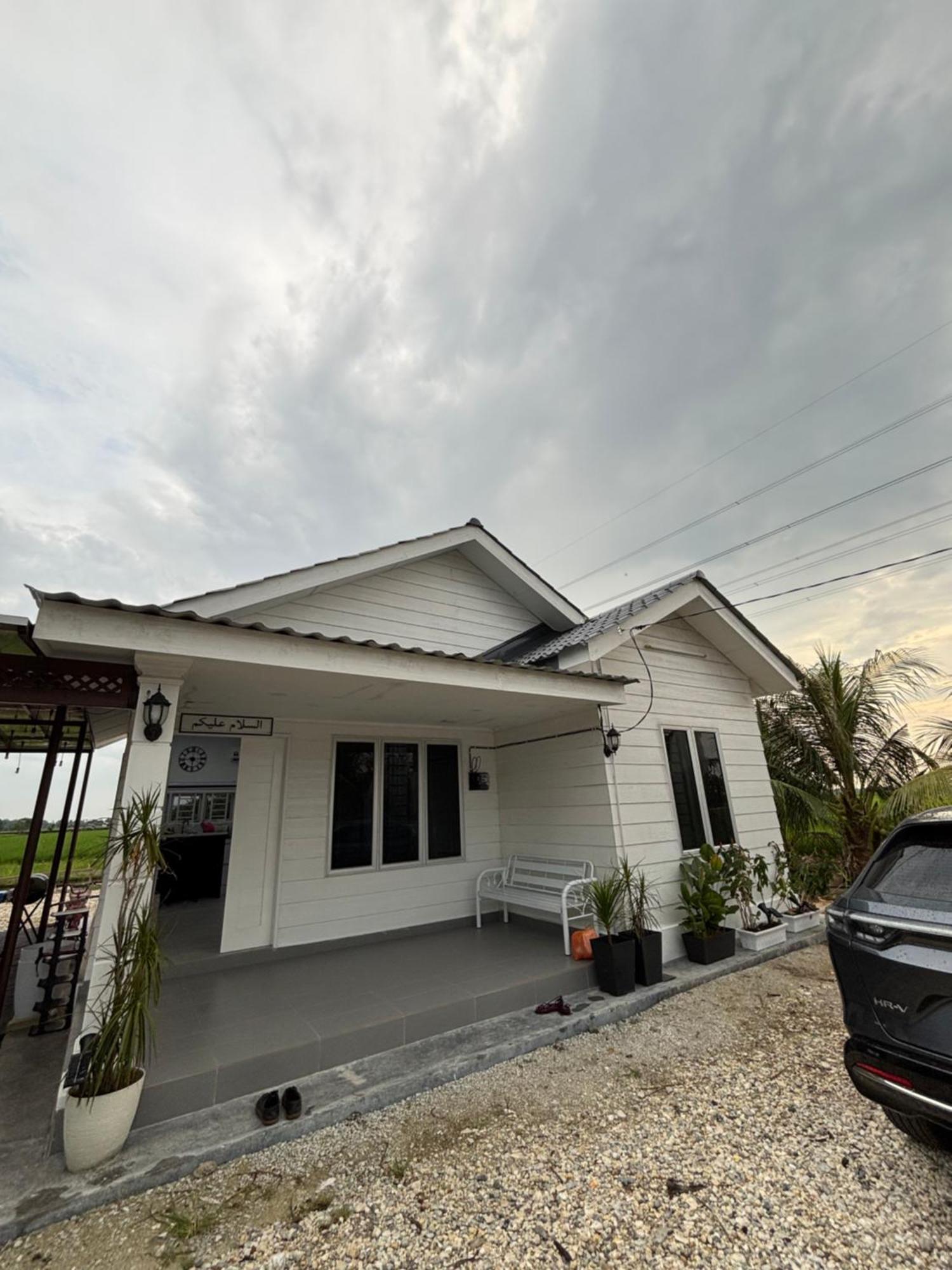Idaman Sekinchan Holiday home *